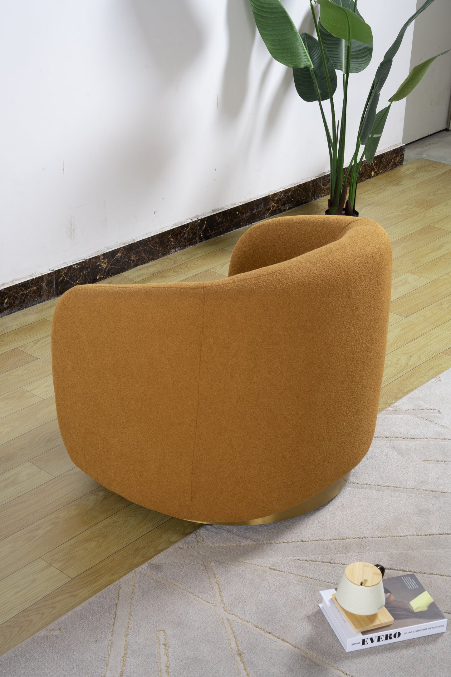 DOVE SWIVEL CHAIR