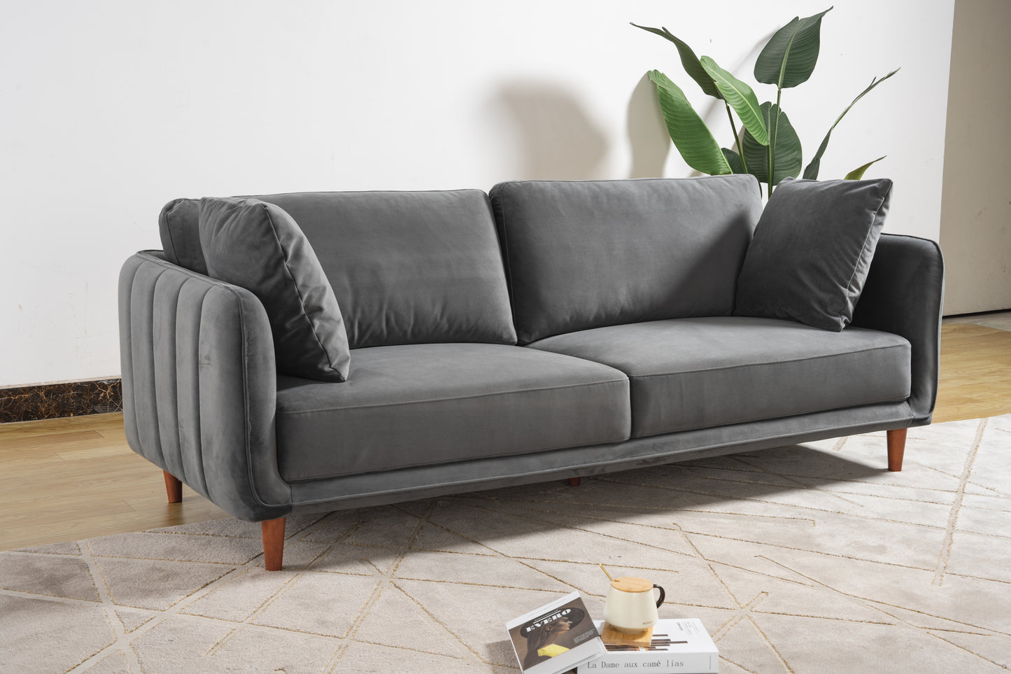 RIVER 83‘’ VELVET SOFA