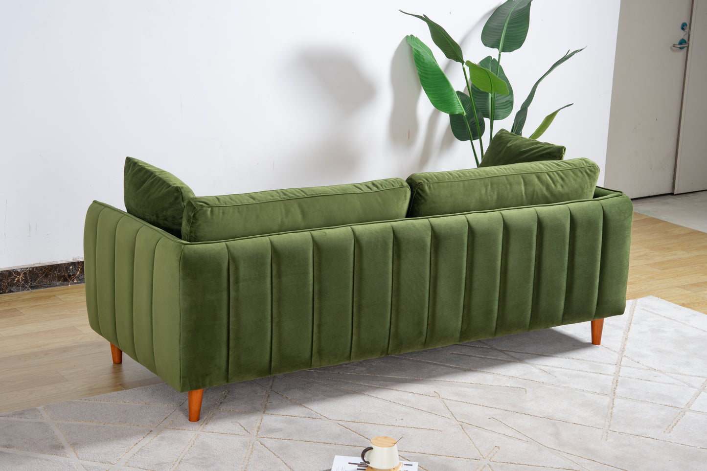 RIVER 83‘’ VELVET SOFA